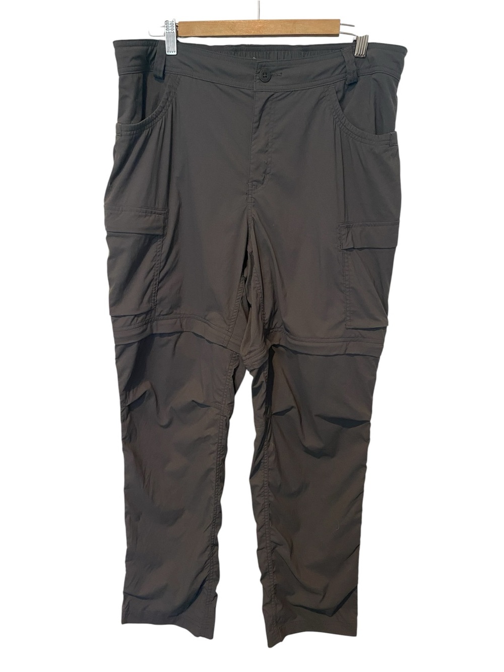 REI WOMENS SZ 18 NYLON BLEND GREY CONVERTIBLE CARGO HIKING PANTS - Picture 2 of 6